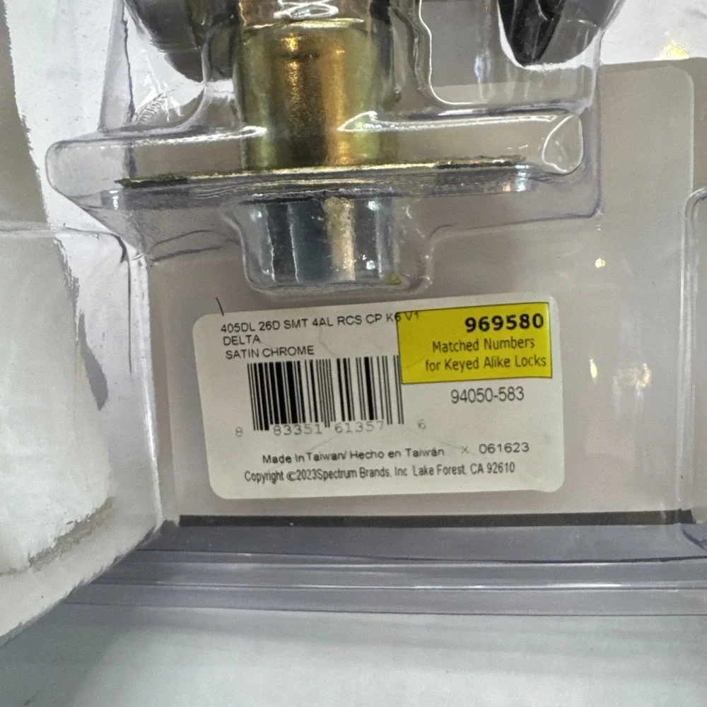 Kwikset  Delta Satin Chrome Keyed Entry Door Lock Lever Handle‎